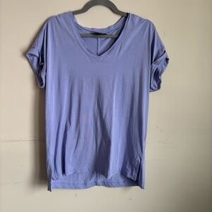 Banana Republic Lavender V-Neck Tee
